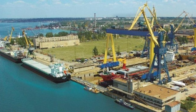 Суд арештував майновий комплекс миколаївського суднобудівного заводу “Океан”