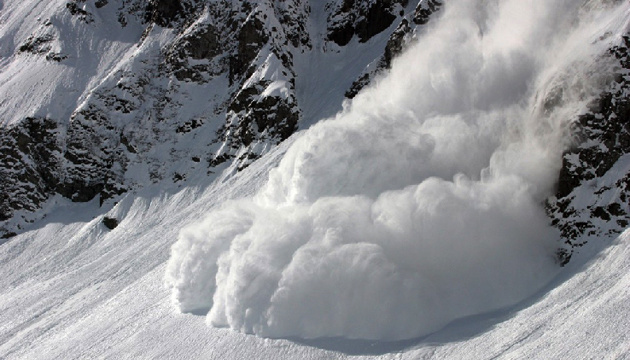Warnung vor Schneelawinengefahr in Karpaten