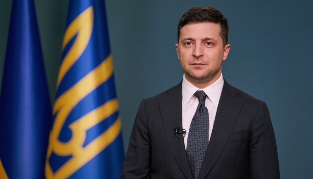 Zelensky felicita a los ucranianos por el Día de la Unidad