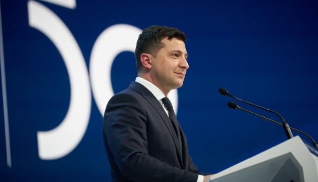 Volodymyr Zelensky tient son discours au Forum économique de Davos