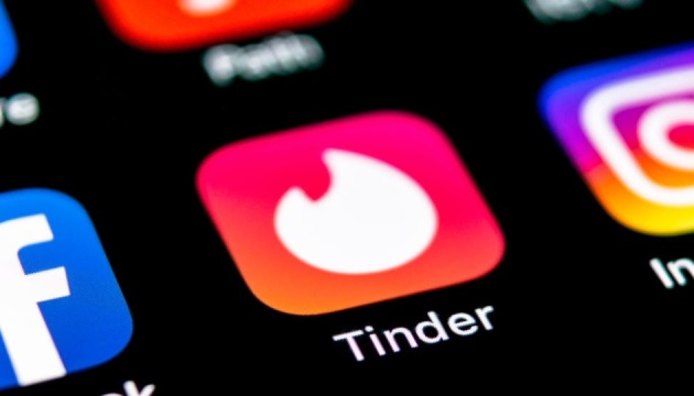 У Tinder з’явиться кнопка виклику поліції — на випадок невдалих побачень