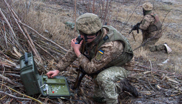 Donbass: Besatzer brechen neun Mal die Waffenruhe