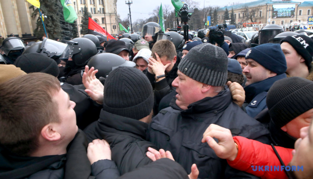 À Kharkiv, un rassemblement en faveur de la langue russe a dégénéré