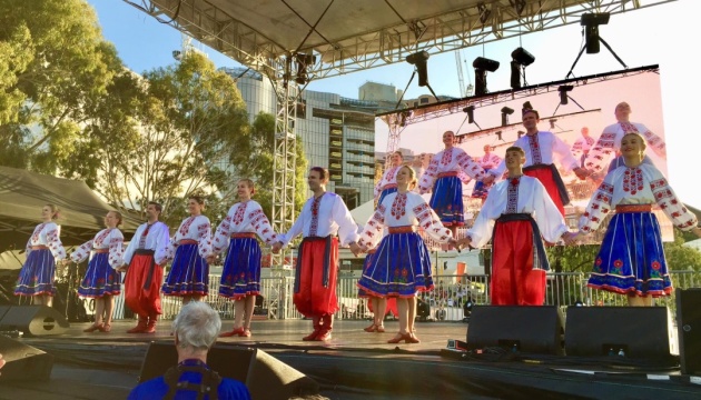 Українці Південної Австралії взяли участь у параді та концерті в Аделаїді