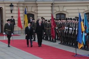 Selenskyj empfängt Erdogan im Mariinskyj-Palast