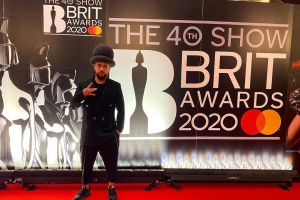 MONATIK на червоній доріжці ювілейної BRIT Awards