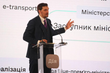 Кабмин планирует за три года научить цифровой грамотности 6 миллионов украинцев