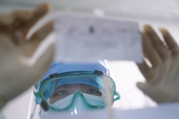 Уряд Кореї тимчасово закриє свої порти для лайнерів через коронавірус