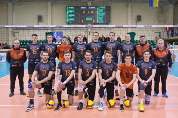 “Барком-Кажани” завершили змагання за Кубок ЄКВ на стадії 1/8 фіналу