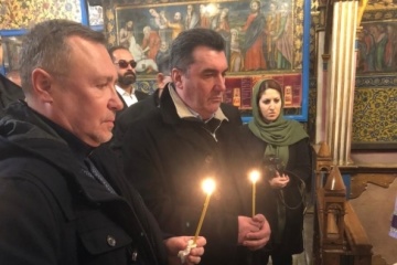 Данілов в Ірані вшанував пам’ять українців, які загинули в катастрофі літака МАУ