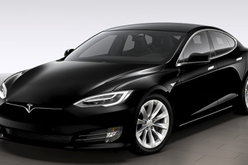 Маск збільшив запас ходу у Tesla Model S до понад 630 км