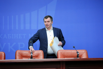 Профілактика коронавірусу: Милованов відправить інспекторів у магазини, школи і садочки