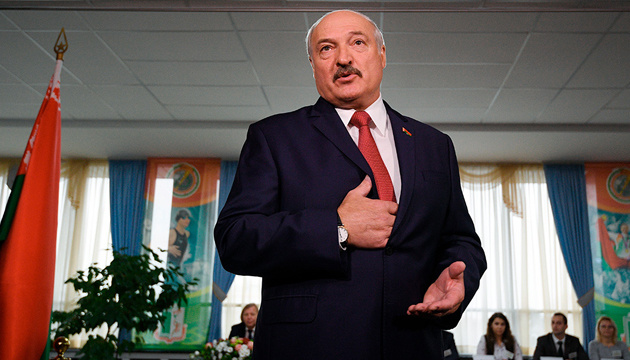 Британія та США не визнали Лукашенка легітимним президентом
