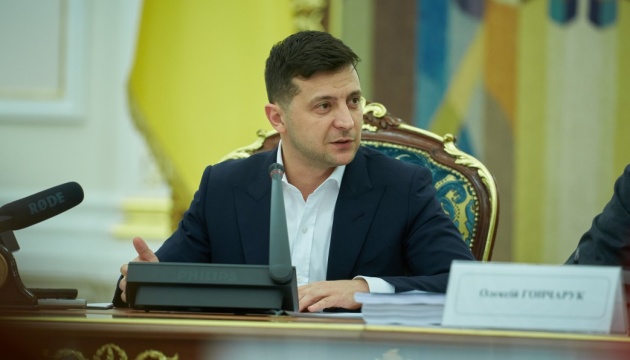 Zelensky hopes to hold elections in Donbas this autumn