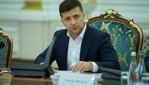 Ukrainian President Backs Government S Decision To Limit Salaries