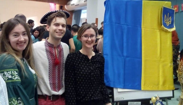 Українські студенти представили Україну на міжнародному фестивалі в Будапешті