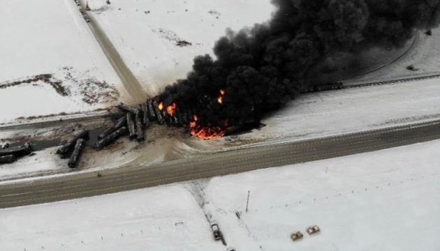 У Канаді загорівся і вибухнув потяг, що перевозив нафту