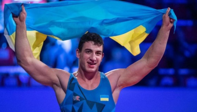 Українець Новіков став чемпіоном Європи з греко-римської боротьби