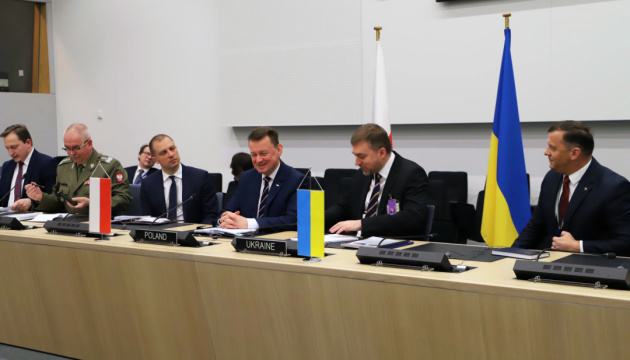 Ucrania y Polonia discuten planes sobre LitPolUkrBrig 
