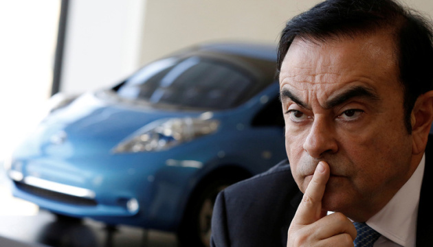 Nissan хоче відсудити у ексглави компанії близько $90 мільйонів Nissan хоче відсудити у ексглави компанії близько $90 мільйонів