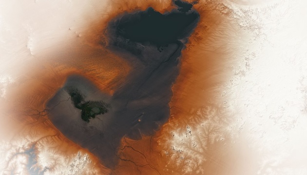 NASA показало, як виглядало стародавнє озеро у Сахарі