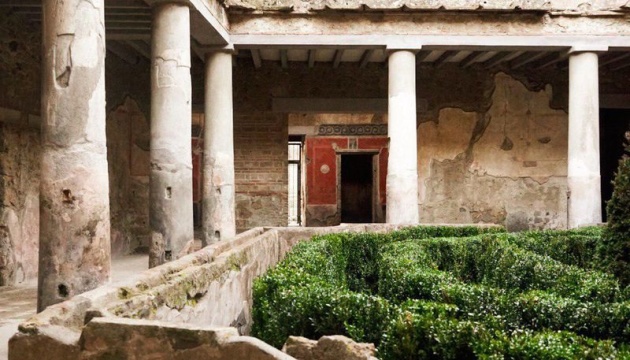 У Помпеях після реставрації відкрилися три будинки часів виверження вулкана