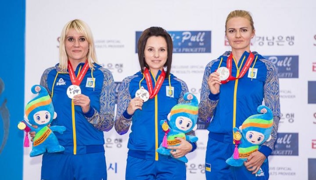 Equipo femenino de Ucrania se proclama campeón de Europa en tiro de 10 m