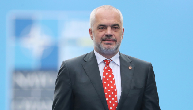 Edi Rama: Albania se centrará en facilitar la implementación de los acuerdos existentes sobre el Donbás