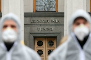 Рада на «удальонці»: технічно зорганізувати можна. Та чи безпечно це, чи законно?