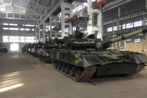 Ukrainian Armed Forces receive upgraded T-80 tanks