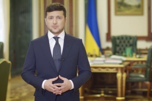 Помощь из Китая, эвакуация украинцев и внеочередная Рада: обращение Зеленского