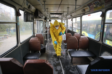 У Львові дезінфікують громадський транспорт