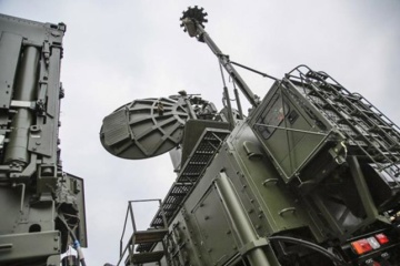 Росія стягує на Донбас новітнє озброєння та “глушилки” - InformNapalm