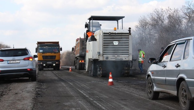 На Луганщині почався капітальний ремонт доріг