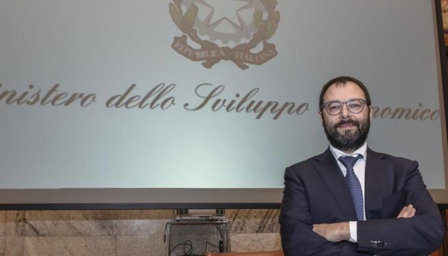 Італійський міністр пішов на добровільну самоізоляцію