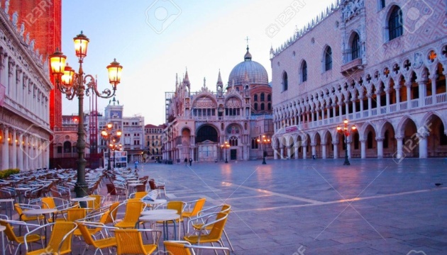 У Венеції з наступного року братимуть плату з одноденних туристів