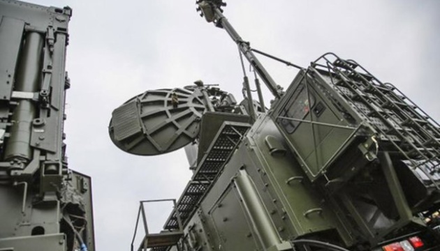 Росія стягує на Донбас новітнє озброєння та “глушилки” - InformNapalm