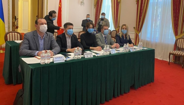Salud: China comparte con Ucrania la experiencia para prevenir una epidemia de coronavirus