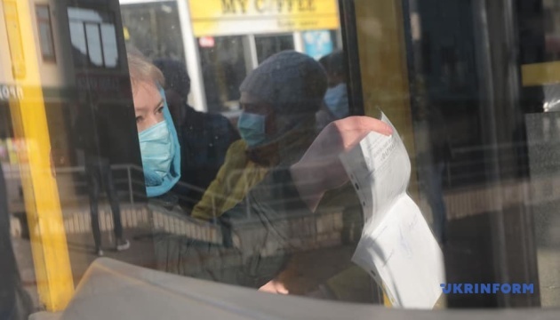 У Києві за добу видали понад 225 тисяч спецквитків для проїзду у транспорті
