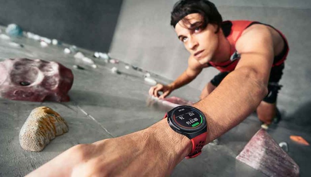 Два тижні без підзарядки: Huawei представив новий “розумний” годинник