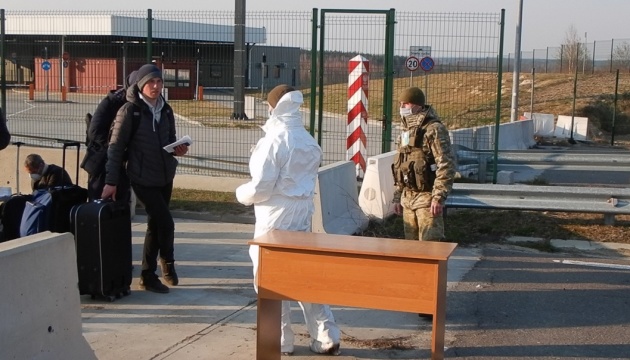 На кордоні залишать працювати лише 21 пункт пропуску — рішення уряду