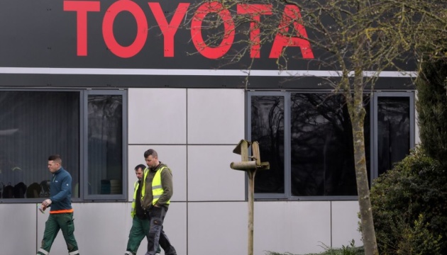 Toyota тимчасово закриває заводи в Європі через Covid-19