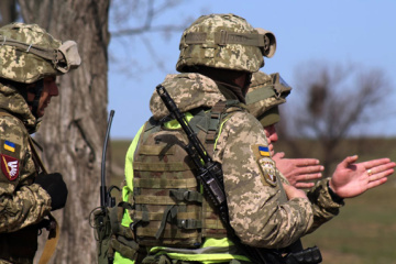 Ostukraine: Russische Söldner brechen sechs Mal den Waffenstillstand
