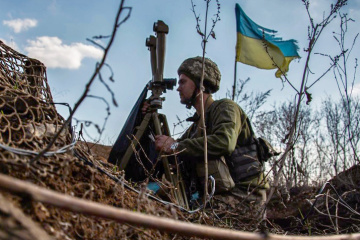 Ostukraine: Zwei Soldaten innerhalb von 24 Stunden verletzt.