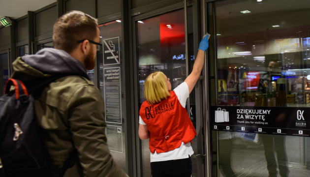 Epidemia w Polsce. Ukraińscy migranci zarobkowi w trybie wyczekiwania Epidemia w Polsce. Ukraińscy migranci zarobkowi w trybie wyczekiwania