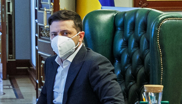 President: Ukraine daily produces about one million masks