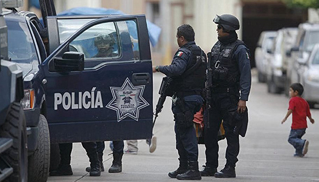 Из-за столкновений тюремных картелей в Мексике погибли 11 человек
