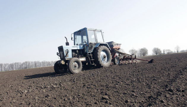 Tractor runs over mine in Kherson region, driver seriously injured