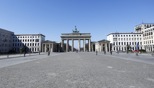 Наступного тижня в Берліні можуть відкрити школи і ботанічний сад