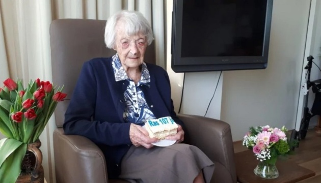 У Нідерландах 107-річна жінка вилікувалася від COVID-19